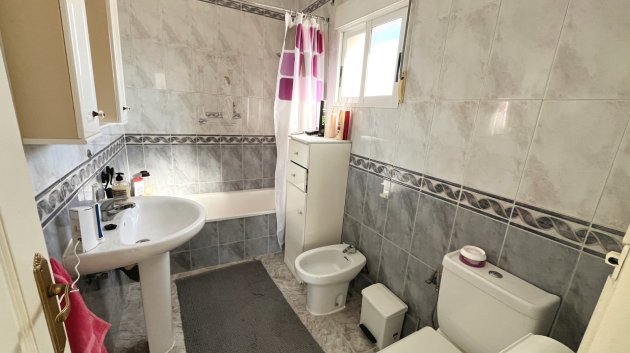 Resale - Villa -
Benijofar - Monte Azul