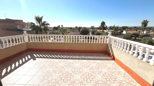 Resale - Villa -
Benijofar - Monte Azul