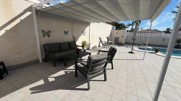 Resale - Villa -
Benijofar - Monte Azul