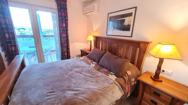 Resale - Apartments -
Villamartín - PAU 8