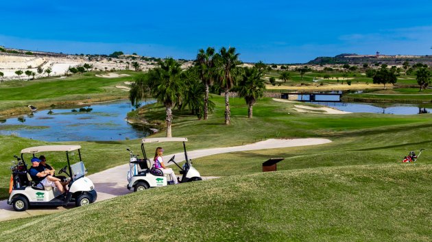 Resale - Apartments -
Villamartín - PAU 8