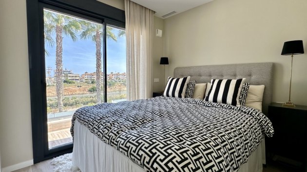 Resale - Villa -
Orihuela Costa - Lomas De Cabo Roig