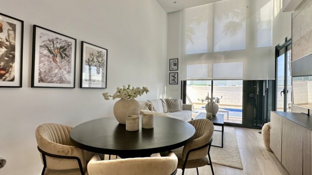 Resale - Villa -
Orihuela Costa - Lomas De Cabo Roig