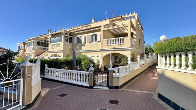 Resale - Apartments -
Orihuela Costa - Playa Flamenca