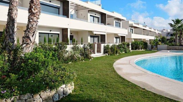 Resale - Apartments -
Torrevieja - La veleta