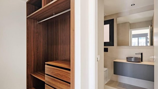 Resale - Apartments -
Torrevieja - La veleta