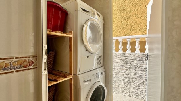 Resale - Townhouse -
Orihuela Costa - La Florida