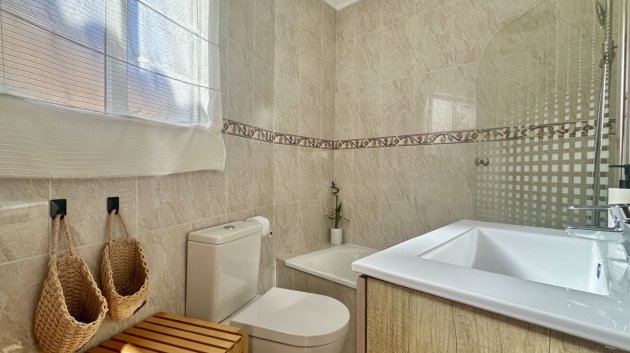 Resale - Townhouse -
Orihuela Costa - La Florida