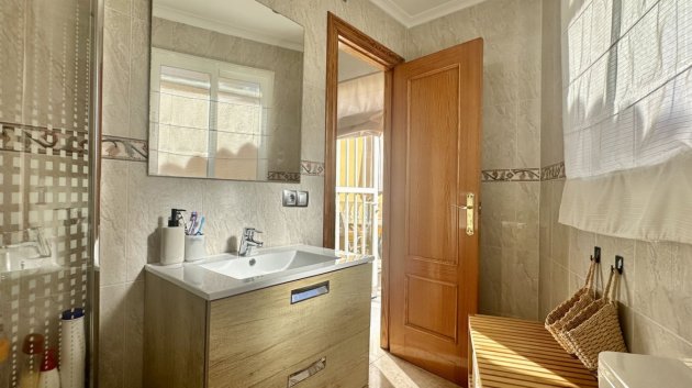 Resale - Townhouse -
Orihuela Costa - La Florida