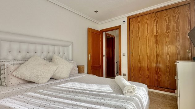 Resale - Townhouse -
Orihuela Costa - La Florida