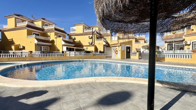 Resale - Townhouse -
Orihuela Costa - La Florida
