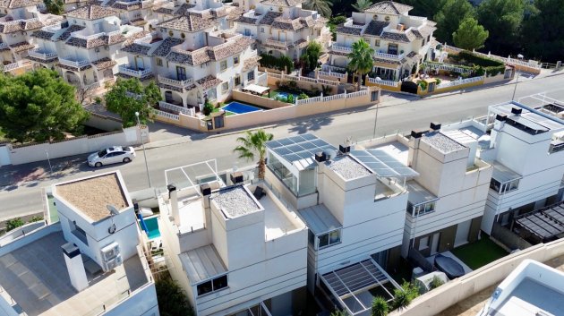 Resale - Villa -
Orihuela Costa - Lomas De Cabo Roig