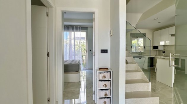 Resale - Villa -
Orihuela Costa - Lomas De Cabo Roig