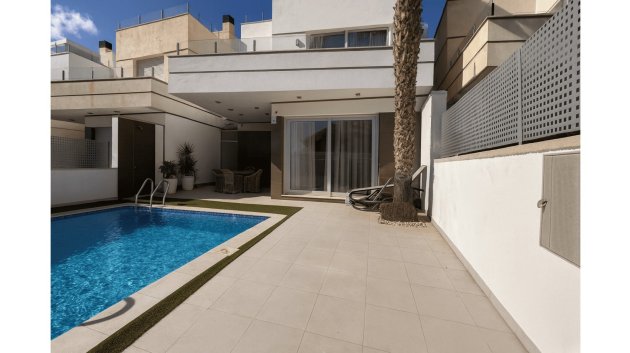 Resale - Villa -
Orihuela Costa - Lomas De Cabo Roig