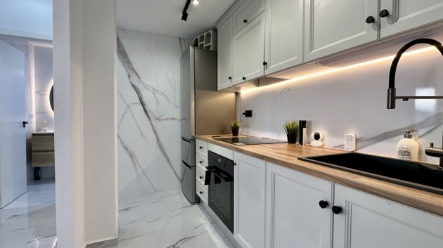 Resale - Apartments -
Orihuela Costa - Playa Flamenca