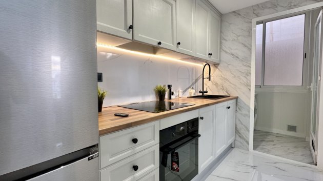 Resale - Apartments -
Orihuela Costa - Playa Flamenca