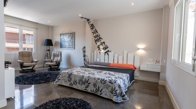 Reventa - Apartamentos -
Alicante - Center