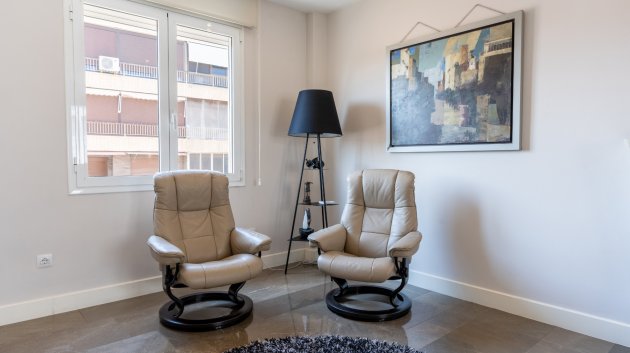 Reventa - Apartamentos -
Alicante - Center