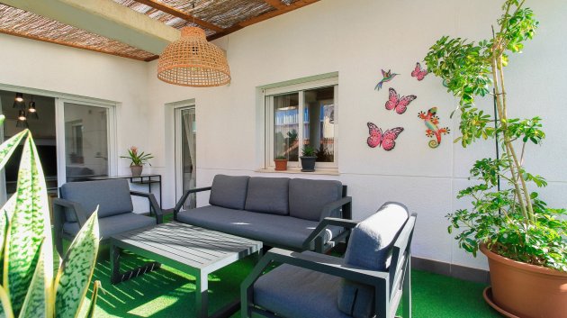 Reventa - Apartamentos -
Alicante - Carolinas Altas