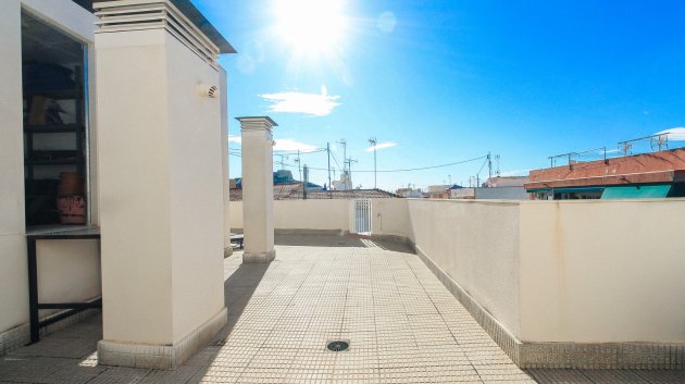 Reventa - Apartamentos -
Alicante - Carolinas Altas