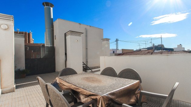 Reventa - Apartamentos -
Alicante - Carolinas Altas