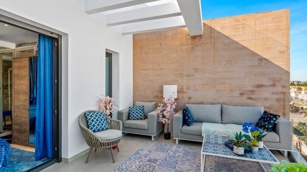 Reventa - Apartamentos -
Villamartín