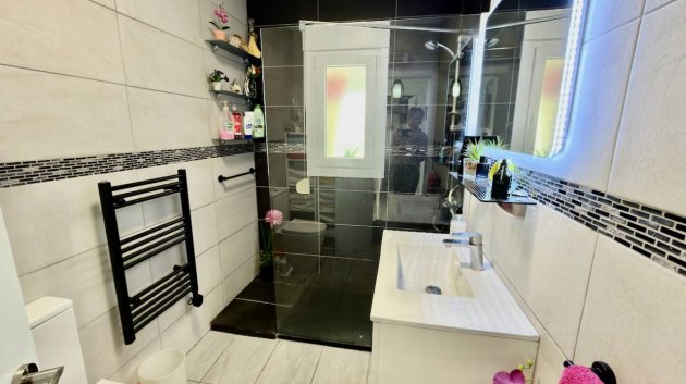 Reventa - Chalets -
Ciudad Quesada