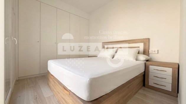 Revente - Villa -
Avileses