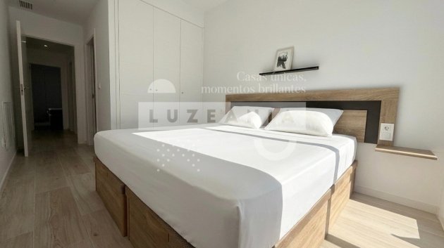 Revente - Villa -
Avileses