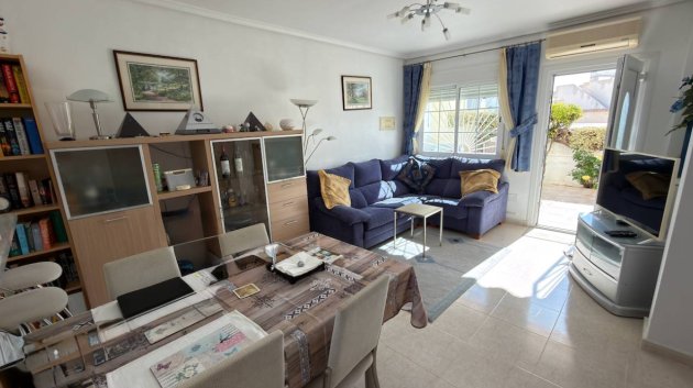 Reventa - Chalets -
Ciudad Quesada - Doña Pepa