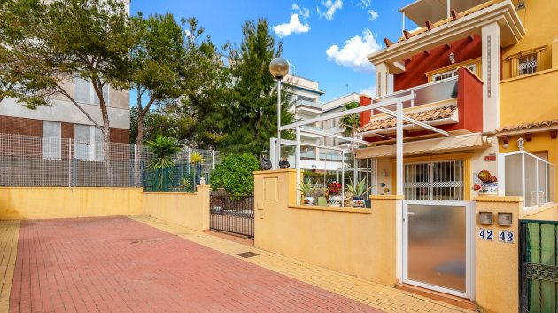 Revente - Maison de ville -
Orihuela Costa - Villamartín