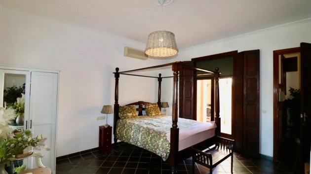 Revente - Villa -
Rojales - Heredades