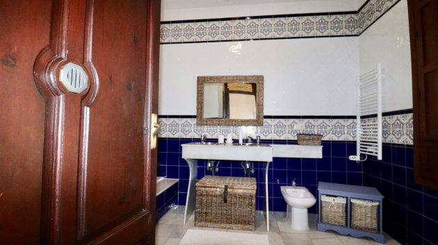 Revente - Villa -
Rojales - Heredades