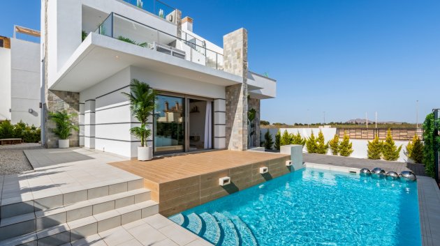 Obra nueva - Chalets -
Los Alcazares - Los Alcázares
