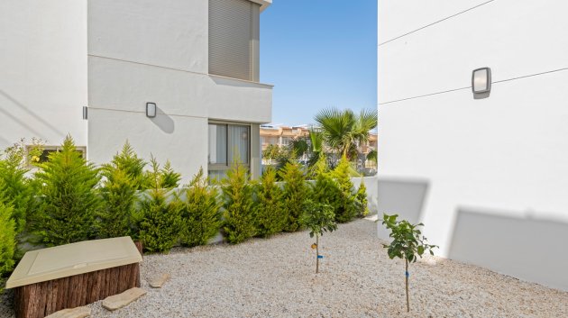 Obra nueva - Chalets -
Los Alcazares - Los Alcázares
