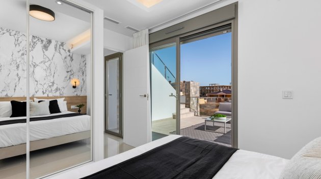 Obra nueva - Chalets -
Los Alcazares - Los Alcázares