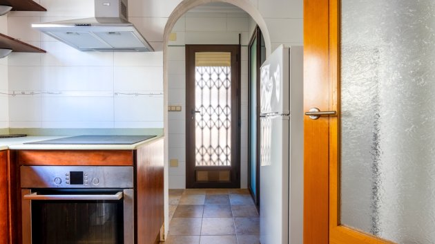 Resale - Villa -
Villamartín