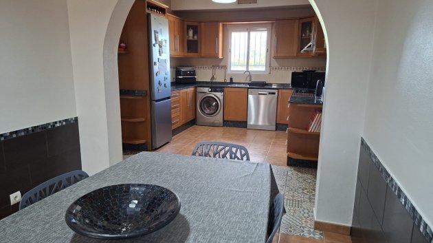 Revente - Villa -
Catral