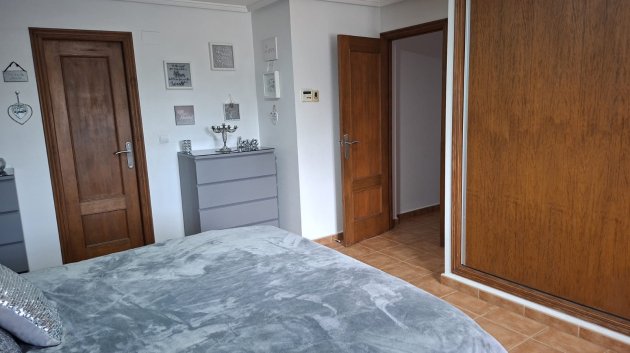 Revente - Villa -
Catral