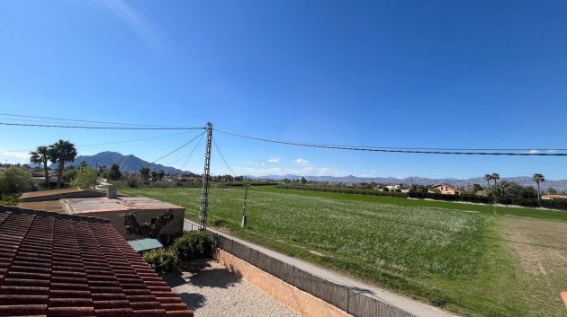 Revente - Villa -
Catral