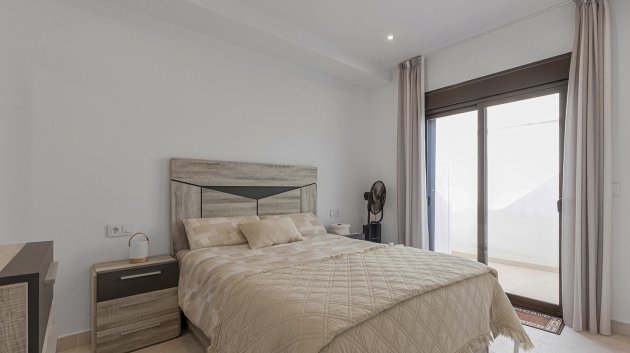 Resale - Apartments -
Pilar de la Horadada - Zona Pueblo