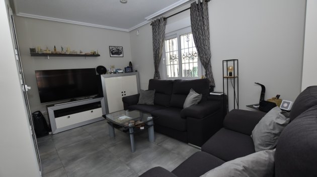 Reventa - Chalets -
Orihuela Costa - Los Dolses