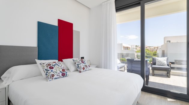 Obra nueva - Chalets -
Finestrat
