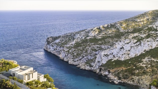 Obra nueva - Chalets -
Jávea