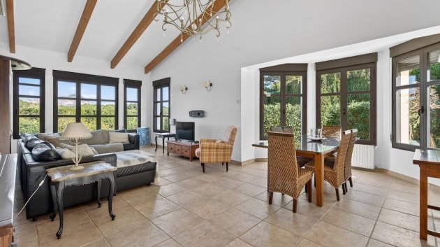 Reventa - Chalets -
Jávea - Monte Olimpe