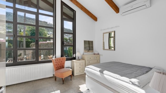 Reventa - Chalets -
Jávea - Monte Olimpe