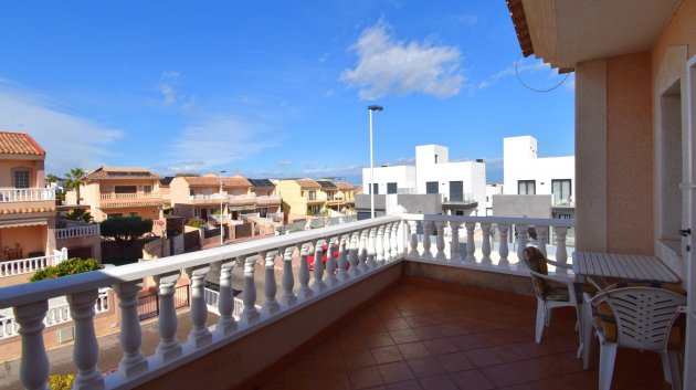 Reventa - Adosado -
Orihuela Costa - Los Balcones