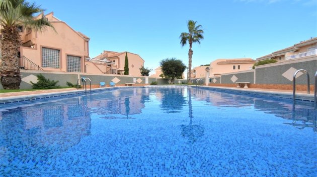 Reventa - Adosado -
Orihuela Costa - Los Balcones