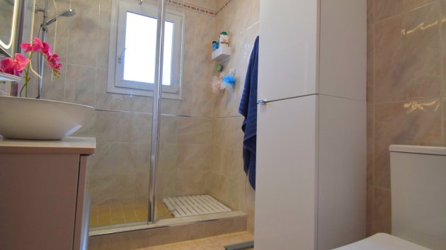 Reventa - Chalets -
Orihuela Costa - Playa Flamenca