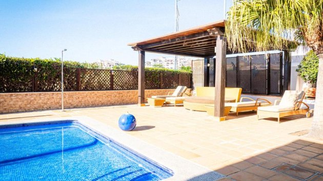 Resale - Villa -
El Valle Golf Resort